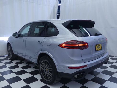 Used 2017 Porsche Cayenne S Platinum w/ Premium Package Plus (Pjy) AWD/4WD image 5
