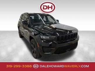 Used 2023 Jeep Grand Cherokee Altitude 360° Tour