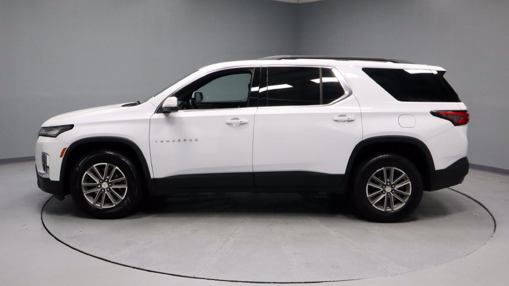Used 2023 Chevrolet Traverse LT FWD image 8