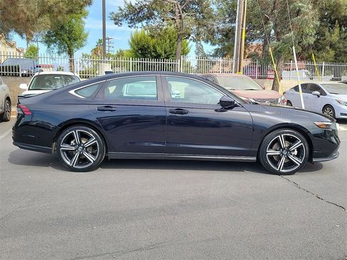 Used 2023 Honda Accord Sport image 30
