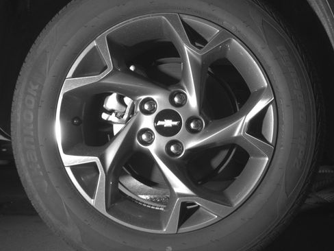 Used 2025 Chevrolet Trax LT FWD image 14