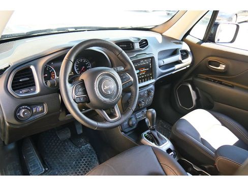 Used 2022 Jeep Renegade Limited AWD/4WD image 12