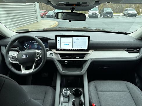 New 2026 Ford Explorer Active image 3