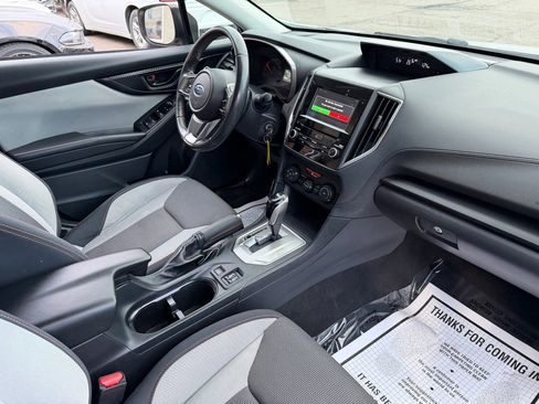 Used 2019 Subaru Crosstrek 2.0i Premium image 19