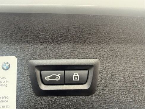 Used 2021 BMW X1 xDrive28i w/ Premium Package image 10