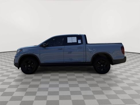 Certified 2024 Honda Ridgeline Black Edition image 3