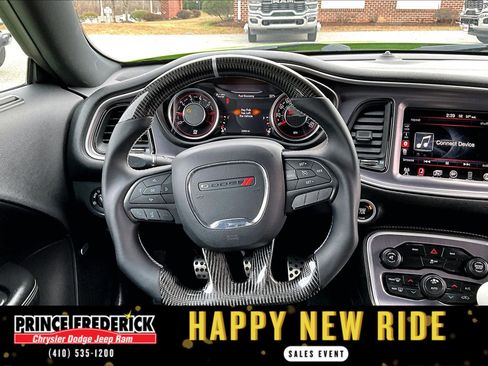 Used 2015 Dodge Challenger R/T w/ Quick Order Package 22B R/T image 5