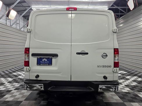 Used 2017 Nissan NV 3500 SL w/ Technology Package RWD image 6