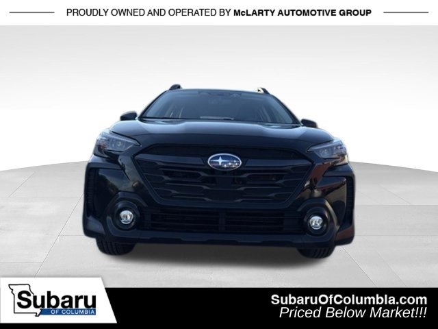 Used 2023 Subaru Outback AWD/4WD image 2