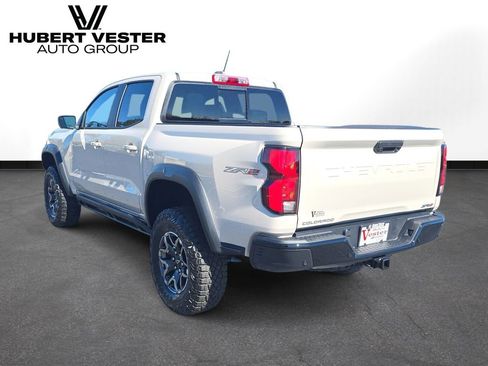 New 2026 Chevrolet Colorado ZR2 w/ Technology Package AWD/4WD image 8