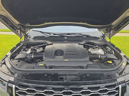 Used 2020 Land Rover Range Rover HSE AWD/4WD image 10