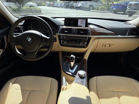 Used 2018 BMW 320i Sedan image 20