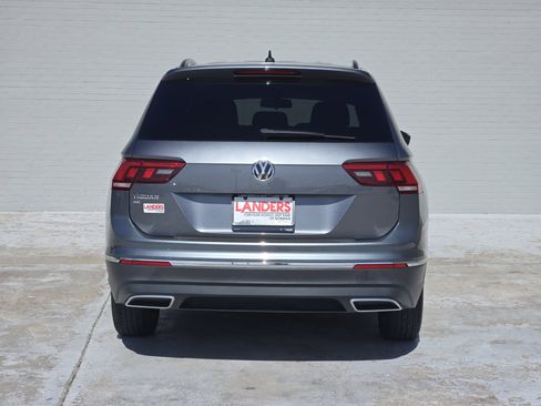 Used 2021 Volkswagen Tiguan SE image 7