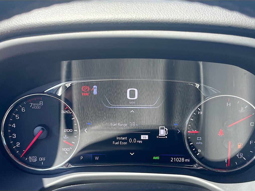 Used 2023 GMC Acadia AT4 w/ Technology Package AWD/4WD image 11