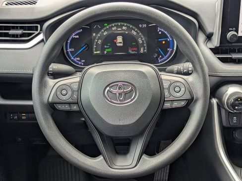 Used 2024 Toyota RAV4 XLE image 20