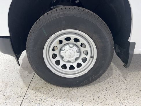 Used 2024 Chevrolet Silverado 1500 W/T w/ WT Value Package RWD image 27