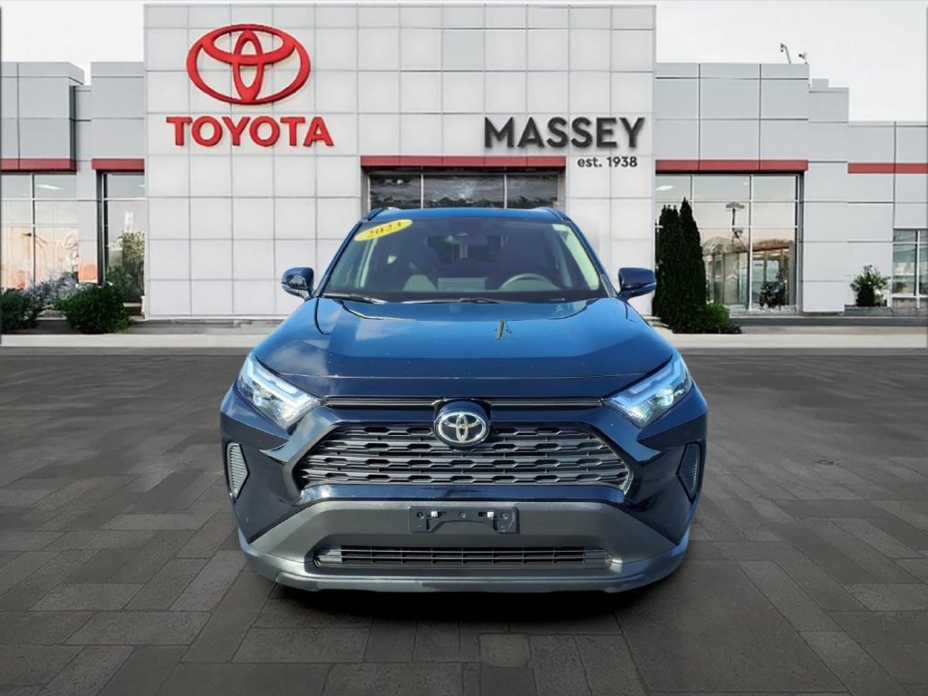 Used 2023 Toyota RAV4 XLE FWD image 8