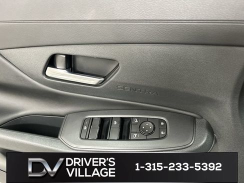 Used 2026 Nissan Sentra SV w/ SV Convenience Package FWD image 11