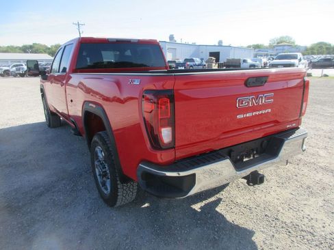 New 2026 GMC Sierra 3500 SLE w/ SLE Value Package image 7