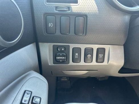 Used 2011 Toyota Tacoma 4x4 Double Cab w/ SR5 Pkg #2 image 6