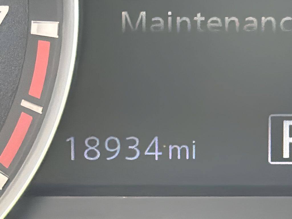 Certified 2025 Nissan Frontier SV RWD image 25