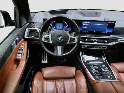 Used 2023 BMW X7 xDrive40i w/ Executive Package AWD/4WD image 25