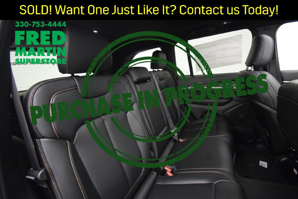New 2026 Jeep Grand Cherokee Limited AWD/4WD image 16