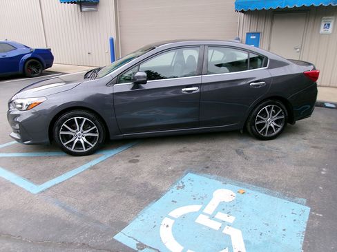Used 2019 Subaru Impreza 2.0i Limited w/ Popular Package #1 AWD/4WD image 2