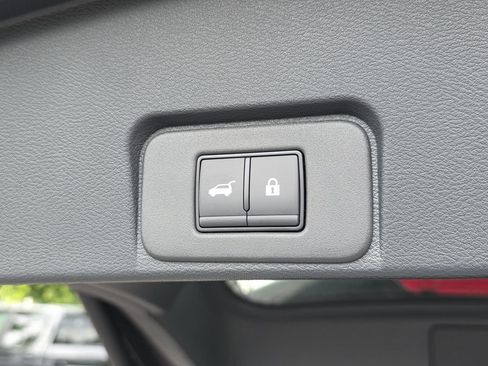 New 2026 Nissan Rogue Platinum AWD/4WD image 13