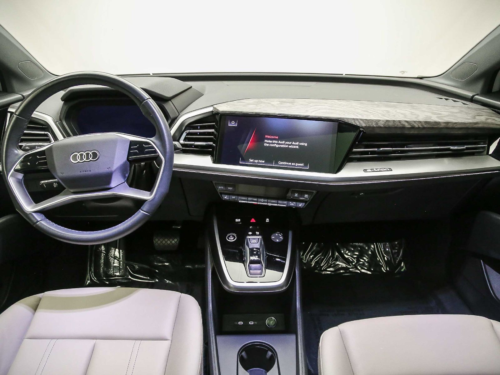 Certified 2023 Audi Q4 e-tron Premium w/ Convenience Package RWD image 13