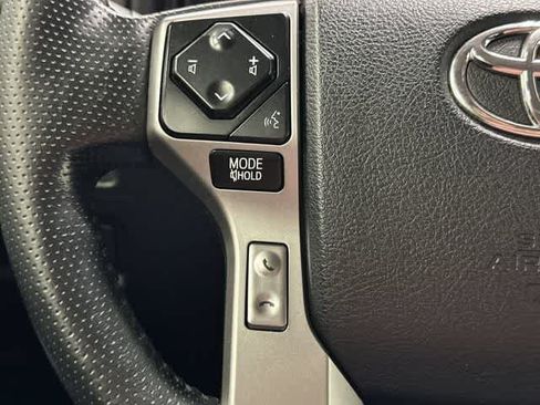 Used 2024 Toyota 4Runner Limited AWD/4WD image 17