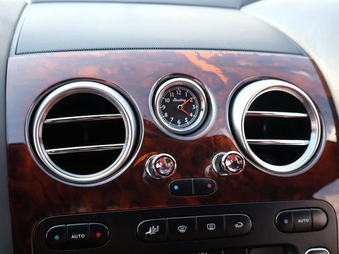 Used 2006 Bentley Flying Spur Flying Spur AWD/4WD image 28