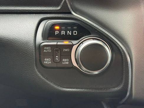 Used 2019 RAM 1500 Big Horn image 25