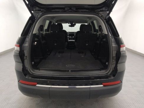 Used 2022 Jeep Grand Cherokee L Laredo w/ Luxury Tech Group I image 29