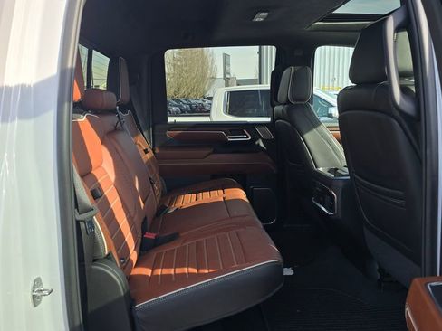 Used 2024 GMC Sierra 3500 Denali Ultimate image 49