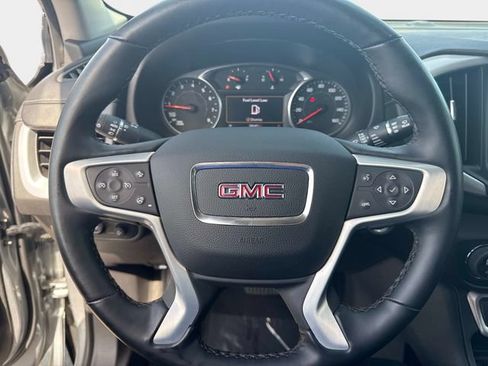 Used 2023 GMC Terrain SLT w/ Tech Package FWD image 22