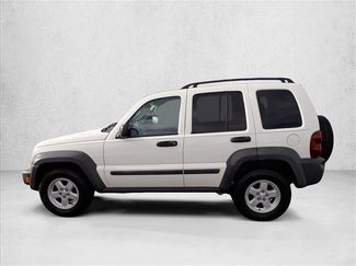 Used 2007 Jeep Liberty Sport video 2