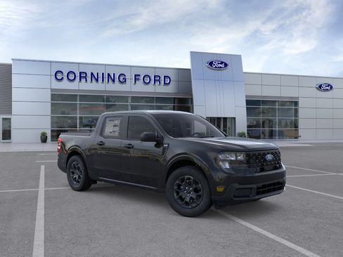 New 2026 Ford Maverick XLT FWD image 18