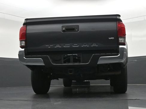 Used 2023 Toyota Tacoma SR5 RWD image 27