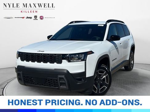 New 2026 Jeep Cherokee Laredo AWD/4WD image 1
