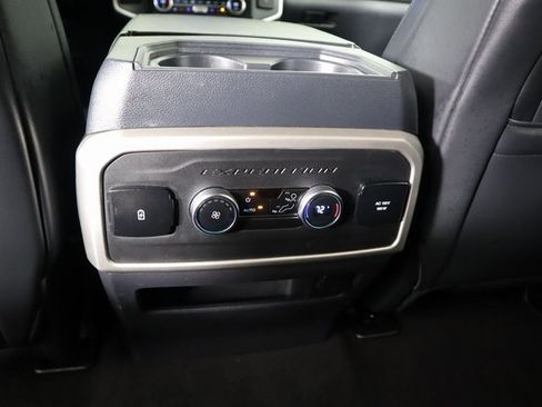 Used 2024 Ford Expedition XLT image 21