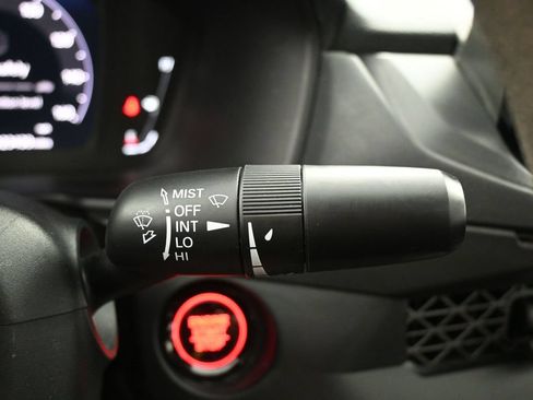 Used 2025 Honda Accord SE image 19