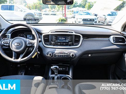 Used 2018 Kia Sorento L FWD image 29
