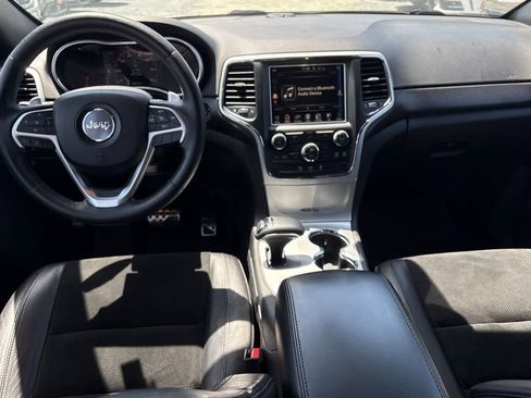 Used 2015 Jeep Grand Cherokee Altitude RWD image 4