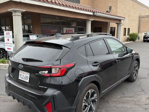 Used 2025 Subaru Crosstrek 2.0i Premium image 6