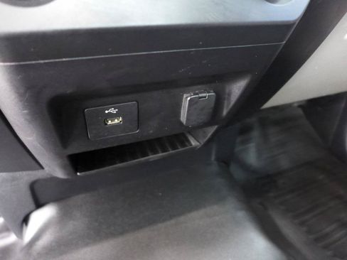 Used 2019 Ford F150 XL w/ Equipment Group 101A Mid RWD image 30