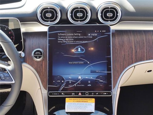 New 2026 Mercedes-Benz GLC 300 image 8