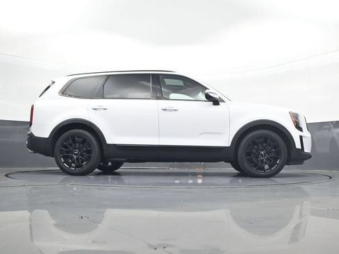 Used 2022 Kia Telluride EX w/ EX Premium Package AWD/4WD image 26