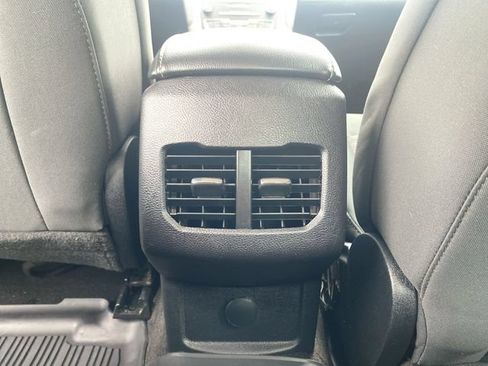 Used 2020 Ford Fusion SE AWD/4WD image 21