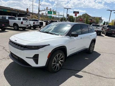New 2025 Jeep Wagoneer S Limited w/ Comfort Package image 3